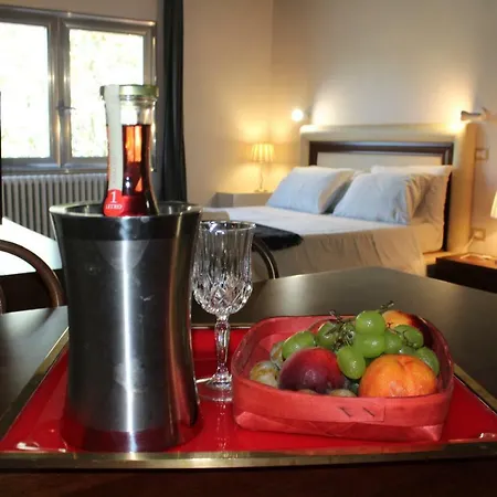 Porta Deuropa Лечче